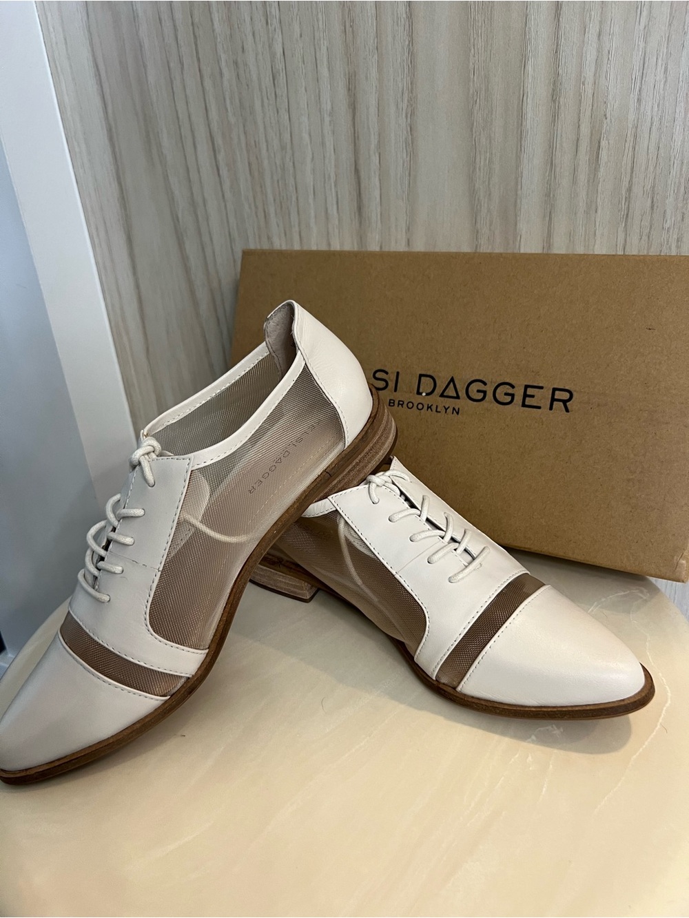 Brand new bare it all leather oxfords
